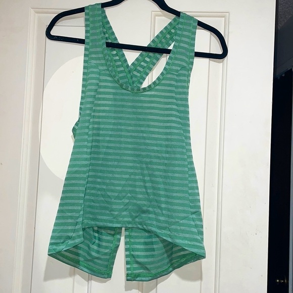 Zyia Green Forest Nimbus Split Back Tank Top - Picture 5 of 7